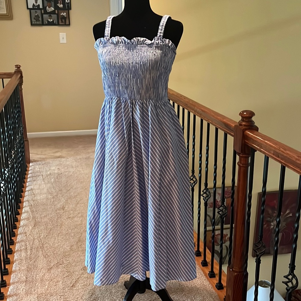 Express( English Factory) midi dress